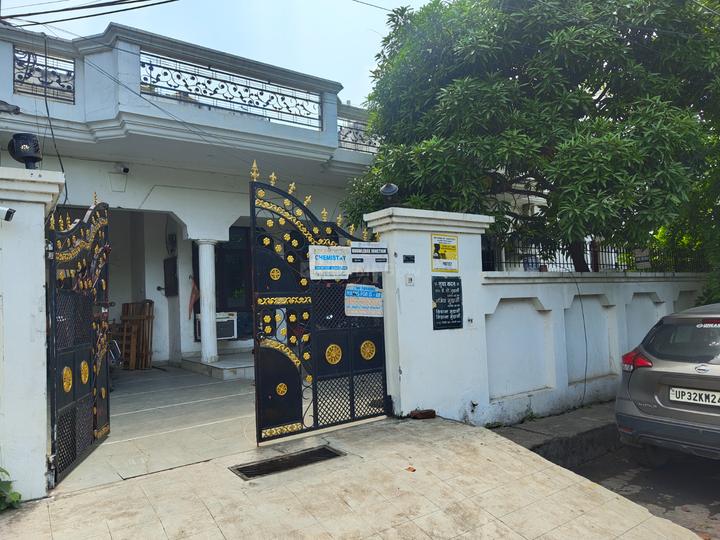 Vineet Khand 6, Gomti Nagar Main Image 1