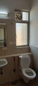 Bathroom Image of 1522 Sq.ft 3 BHK Apartment / Flat for rent in Jaypee Klassic , Sector 129 Noida for Rs. 24500