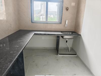 Kitchen Image of 650 Sq.ft 1 BHK Apartment / Flat for rent in Aarsh Cascade Avenue Bellagio, Kasarvadavali Thane for Rs. 16999