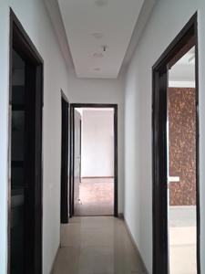 Passage Image of 2650 Sq.ft 4 BHK Apartment / Flat for sale in Sunworld Vanalika, Sector 107 Noida for Rs. 43000000