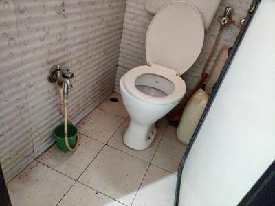 Bathroom Image of 400 Sq.ft 1 BHK Apartment / Flat for sale in Belapur CBD Navi Mumbai for Rs. 8800000