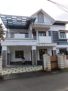 4 BHK Independent House