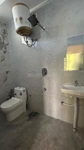 Bathroom Image of 800 Sq.ft 2 BHK Independent House for rent in Sidedahalli Bengaluru for Rs. 18000