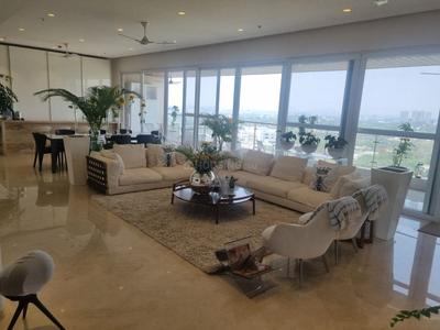 4.5 BHK Flat