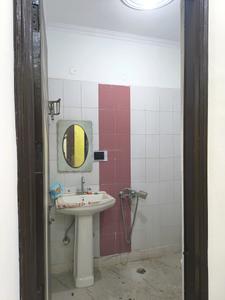 Common Bathroom Image of 1000 Sq.ft 2 BHK Builder Floor for sale in Indirapuram Ghaziabad for Rs. 7000000