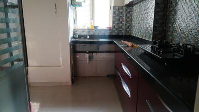 Kitchen Image of 960 Sq.ft 2 BHK Apartment / Flat for rent in Lodha Amara Tower 1 To 5 And 7 To 19, Thane West Thane for Rs. 45000