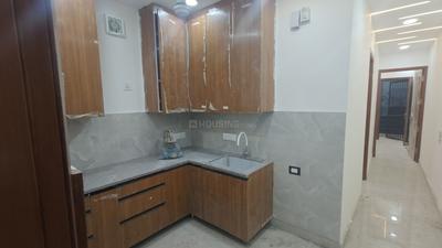 Kitchen Image of 900 Sq.ft 2 BHK Builder Floor for rent in Moti Nagar New Delhi for Rs. 30000
