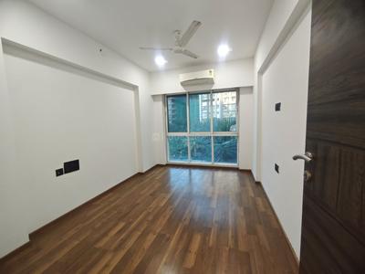 Bedroom Image of 1000 Sq.ft 2 BHK Apartment / Flat for sale in Rite Skyluxe, Chembur Mumbai for Rs. 18800000