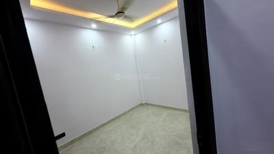 Bedroom Image of 585 Sq.ft 2 BHK Builder Floor for sale in Hari Nagar Ashram New Delhi for Rs. 7000000