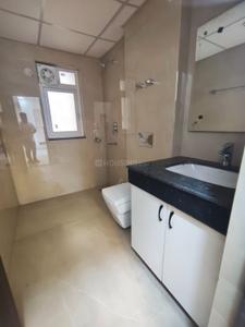 Bathroom Image of 1850 Sq.ft 3 BHK Apartment / Flat for rent in Omaxe Waterscapes Phase 1, Arjunganj Lucknow for Rs. 40000