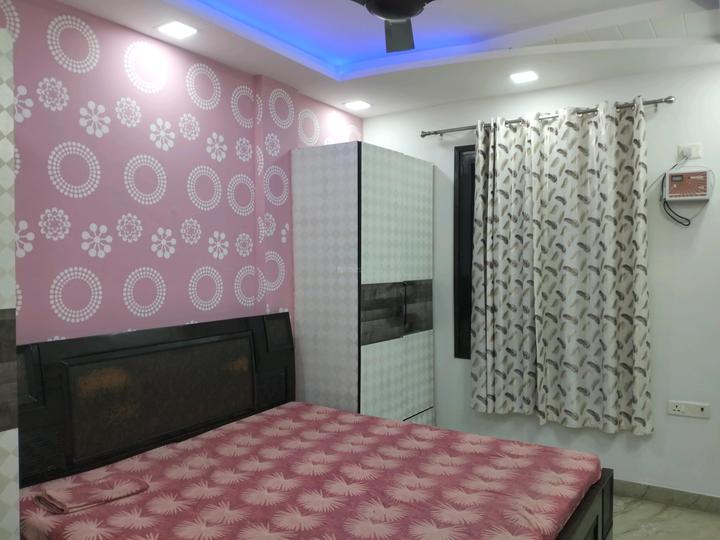 Poorvi Shalimar Bagh, Shalimar Bagh Bedroom One 1