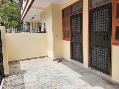 Balcony Image of 900 Sq.ft 2 BHK Apartment / Flat for rent in Vaishali Ghaziabad for Rs. 22000
