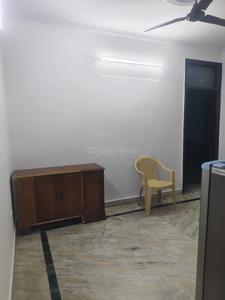 Bedroom Image of 550 Sq.ft 2 BHK Builder Floor for rent in Mayur Vihar Phase 1 New Delhi for Rs. 18000