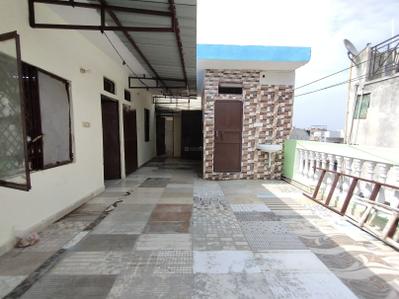 Balcony Image of 700 Sq.ft 1 RK Independent House for rent in Garhi New Delhi for Rs. 24000