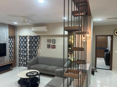 Hall Image of 2250 Sq.ft 3.5 BHK Apartment / Flat for rent in Adani Water Lily Ph 4 Towers C5 C6 C11 C12, Shantigram Ahmedabad for Rs. 76000