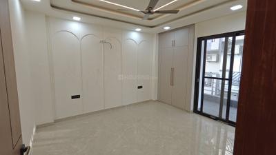Bedroom Image of 2350 Sq.ft 3 BHK Builder Floor for sale in Palam Vihar Gurgaon for Rs. 26000000