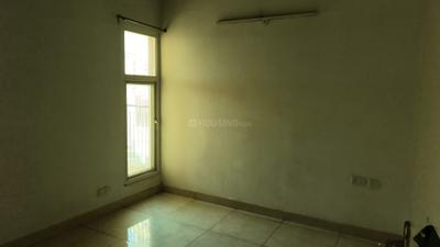 Bedroom Image of 1194 Sq.ft 3 BHK Apartment / Flat for rent in Gaurs Siddhartham, Siddharth Vihar Ghaziabad for Rs. 26000