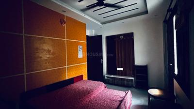 Bedroom Image of 675 Sq.ft 2 BHK Studio for rent in Mahavir Enclave New Delhi for Rs. 24000