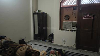 Bedroom Image of 1000 Sq.ft 2 BHK Builder Floor for rent in Alpha I Greater Noida for Rs. 7000