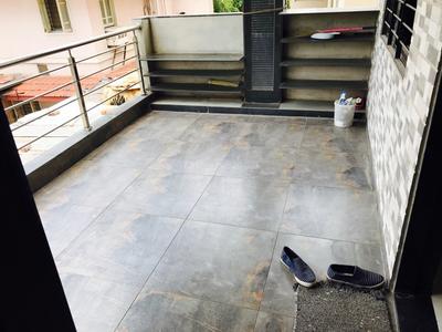 Balcony Image of 1200 Sq.ft 1 BHK Apartment / Flat for rent in Shyamal Ahmedabad for Rs. 30000