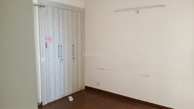 Bedroom Image of 953 Sq.ft 2 BHK Apartment / Flat for rent in Jaypee Kosmos, Sector 134 Noida for Rs. 24000