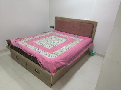 Bedroom Image of 760 Sq.ft 2 BHK Apartment / Flat for rent in Shiv Shakti Builders Tower 28 Wing A B D E G, Malad East Mumbai for Rs. 62000