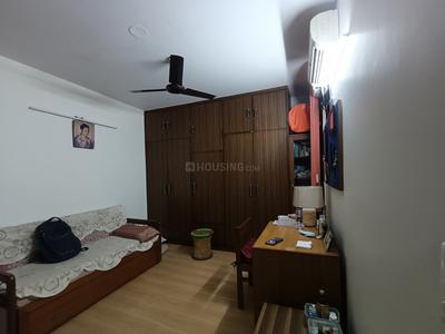 Bedroom Image of 1125 Sq.ft 3 BHK Builder Floor for sale in Chittaranjan Park New Delhi for Rs. 22000000