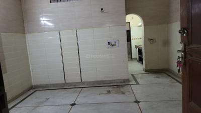 Living Room Image of 900 Sq.ft 2 BHK Builder Floor for sale in Mukherjee Nagar New Delhi for Rs. 6500000
