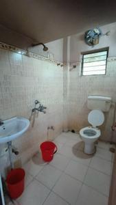 Bathroom Image of 600 Sq.ft 2 BHK Builder Floor for sale in Golf Green Kolkata for Rs. 3250000