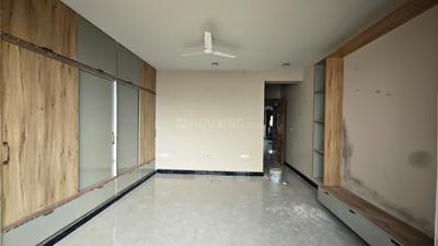 Bedroom Image of 3500 Sq.ft 3 BHK Builder Floor for rent in Sector 116 Noida for Rs. 75000