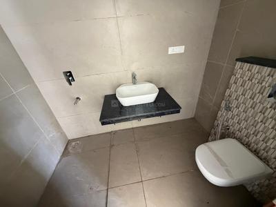 Image of 1751 Sq.ft 3 BHK Apartment / Flat for sale in Maradu, Kochi for Rs. 18800000