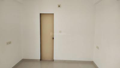 Bedroom Image of 800 Sq.ft 2 BHK Apartment / Flat for rent in Adani Aster Phase 1, Vaishno Devi Circle Ahmedabad for Rs. 18500