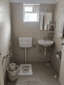 Image of 1030 Sq.ft 2 BHK Apartment / Flat for rent in AKASH ENCLAVE, Vrindavan Yojana, Lucknow for Rs. 20000