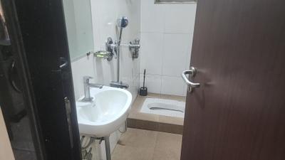 Image of 2106 Sq.ft 3 BHK Apartment / Flat for rent in Fortune Towers, Byculla, Mumbai for Rs. 175000