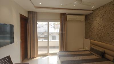 Bedroom Image of 1206 Sq.ft 3 BHK Builder Floor for sale in Gujranwala Town New Delhi for Rs. 23500000