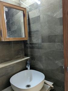 Bathroom Image of 753 Sq.ft 2 BHK Apartment / Flat for rent in Sabari Hillgrange, Chembur Mumbai for Rs. 79425