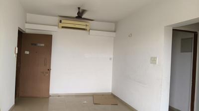 Living Room Image of 927 Sq.ft 2 BHK Apartment / Flat for sale in Lodha Casa Bella, Usarghar Thane for Rs. 6300000