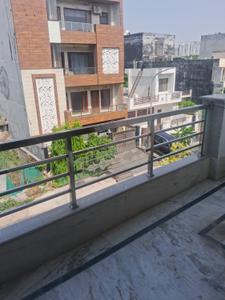 Balcony Image of 3000 Sq.ft 3 BHK Apartment / Flat for rent in Sector 122 Noida for Rs. 32000