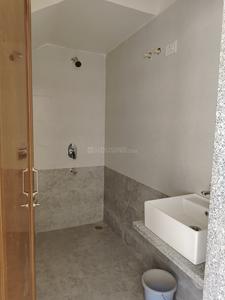 Bathroom Image of 1500 Sq.ft 3 BHK Independent House for rent in Airport Road Bhopal for Rs. 20000