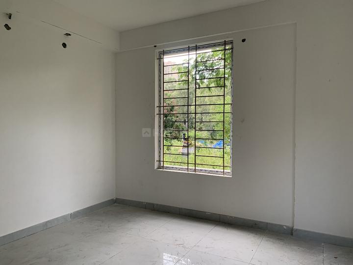 Liam Nature View Main Image 1