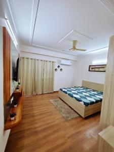Bedroom Image of 700 Sq.ft 1 BHK Builder Floor for rent in Sector 46 Gurgaon for Rs. 38000