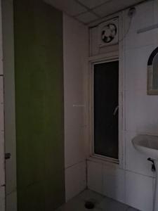 Common Bathroom Image of 1150 Sq.ft 2.5 BHK Apartment / Flat for rent in Supertech Cape Town, Sector 74 Noida for Rs. 41000