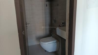 Bathroom Image of 450 Sq.ft 1 BHK Apartment / Flat for sale in Sunteck Maxx World, Naigaon East Naigaon for Rs. 3200000