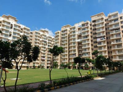 Image of 760 Sq.ft 2 BHK Apartment / Flat for sale in Breez Global Heights, Sector 33, Sohna for Rs. 9540000