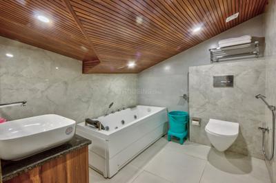 Bathroom Image of 1260 Sq.ft 3 BHK Duplex for sale in Konnagar Hooghly for Rs. 7300000