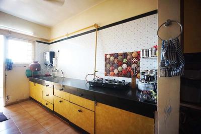 Kitchen Image of 1656 Sq.ft 3 BHK Apartment / Flat for sale in Satellite Ahmedabad for Rs. 11000000