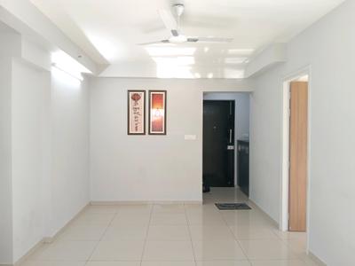 Living Room Image of 1044 Sq.ft 3 BHK Apartment / Flat for rent in Kasarvadavali Thane for Rs. 45000