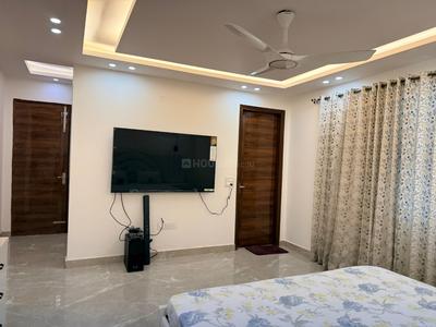 Bedroom Image of 4200 Sq.ft 4 BHK Builder Floor for rent in Sector 9 Gurgaon for Rs. 45200