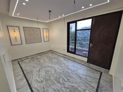 Bedroom Image of 1000 Sq.ft 2 BHK Builder Floor for sale in Ramesh Nagar New Delhi for Rs. 14100000