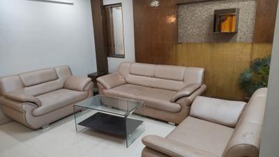 Living Room Image of 1970 Sq.ft 3 BHK Apartment / Flat for sale in Raghuvir Shyam Palace, Vesu Surat for Rs. 13500000